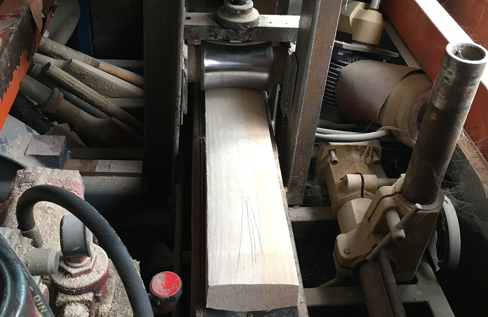 Solitaire Cricket Bat Pressing